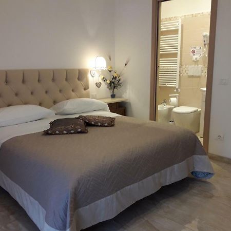 ונטימיגליה Affittacamere Sorrento מראה חיצוני תמונה